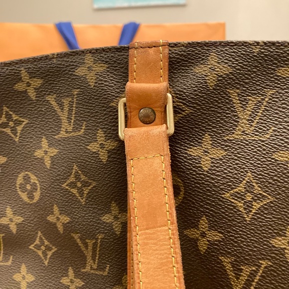 Authentic LV Tote Bag Sac Shopping - Picture 15 of 17
